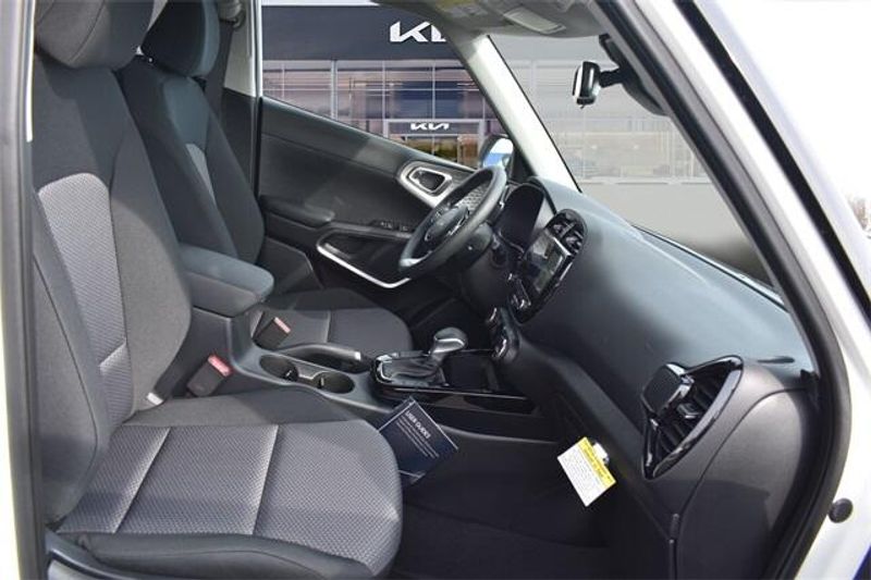 New 2025 Kia Soul SImage 12