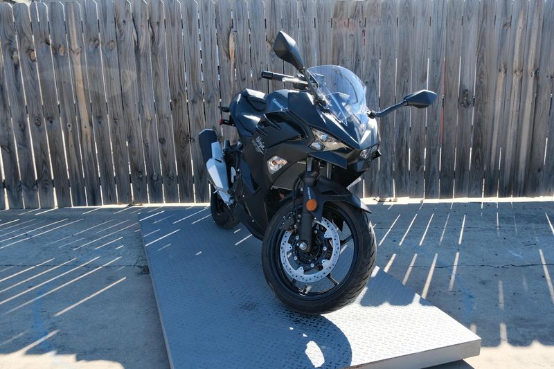 NEW 2026 KAWASAKI NINJA 500 ABS Image 1