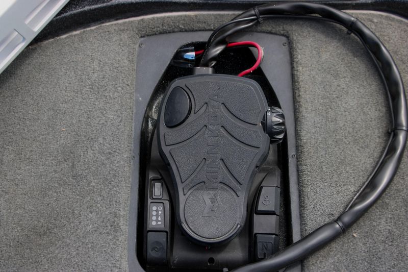 Used 2015 SKEETER ZX225 Image 18