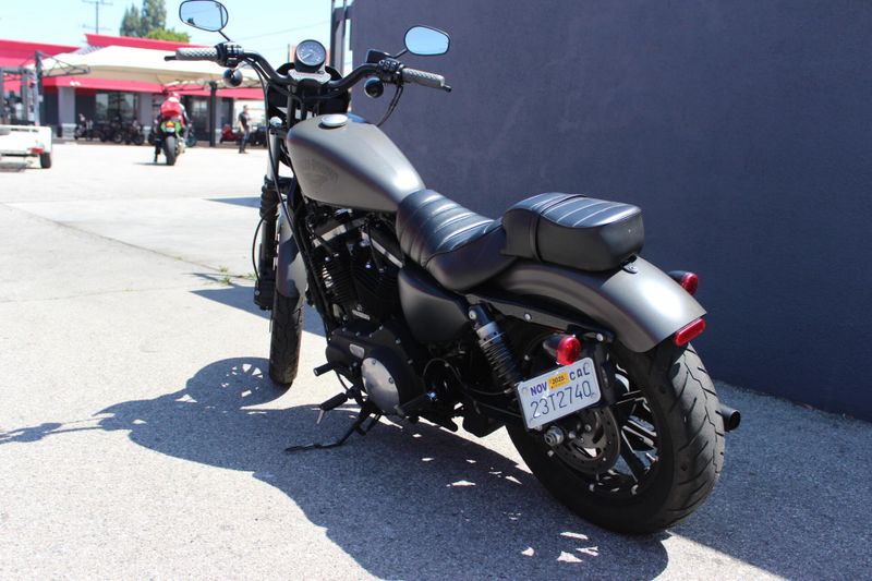 2018 Harley-Davidson Sportster Iron 883 Image 2