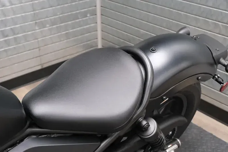 NEW 2026 HONDA REBEL 300 ECLUTCH Image 10