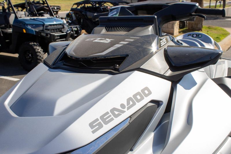 NEW 2026 SEADOO GTX LIMITED 325 WITH SOUND SYSTEM Image 19