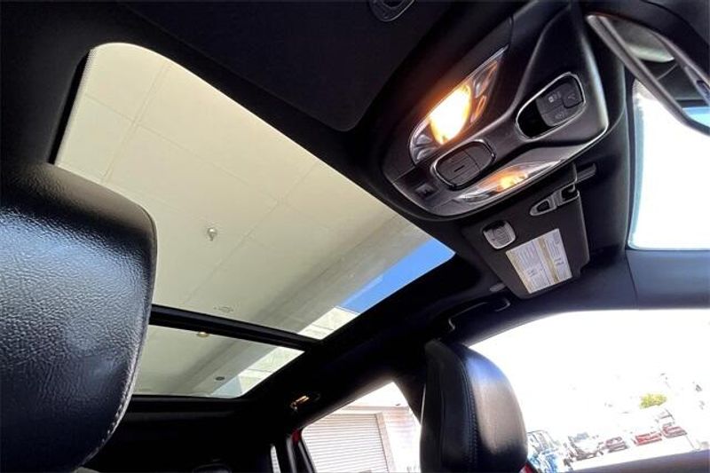 2023 Jeep Compass LimitedImage 29
