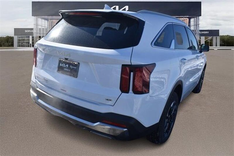 2025 Kia Sorento SImage 3
