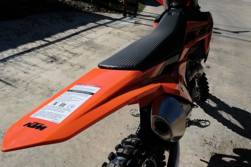 2025 KTM 350 SXF ORANGEImage 3