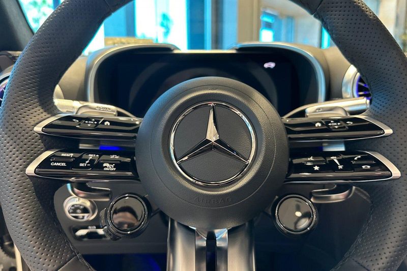 New 2026 Mercedes-Benz SL-Class SL 55 AMGImage 18