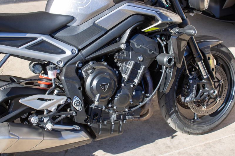 USED 2024 TRIUMPH STREET TRIPLE 765 R Image 13
