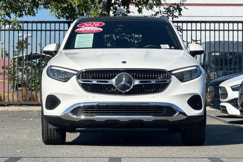 Used 2026 Mercedes-Benz GLC 300Image 9