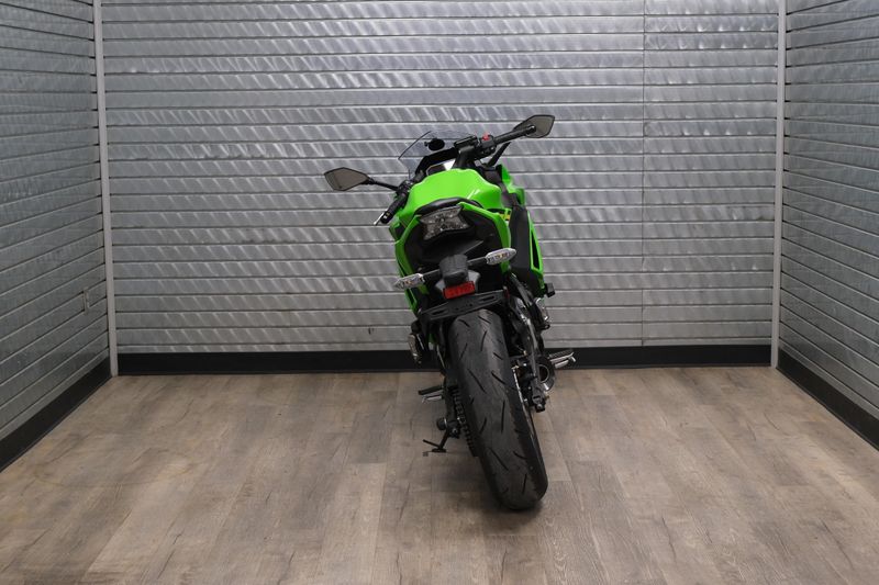 USED 2025 KAWASAKI NINJA 650 ABS Image 4