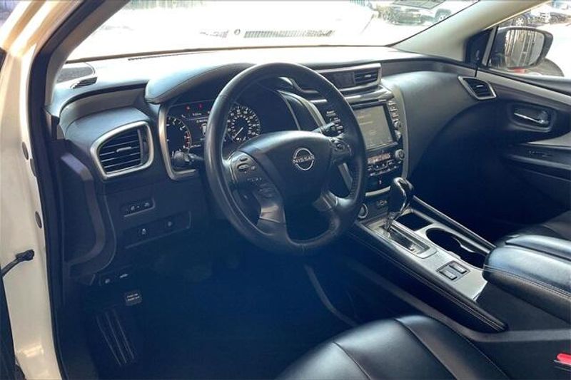 2023 Nissan Murano SVImage 14
