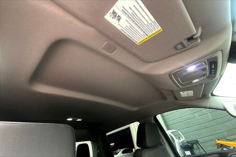 2022 Chevrolet Silverado 1500 Custom photo 21