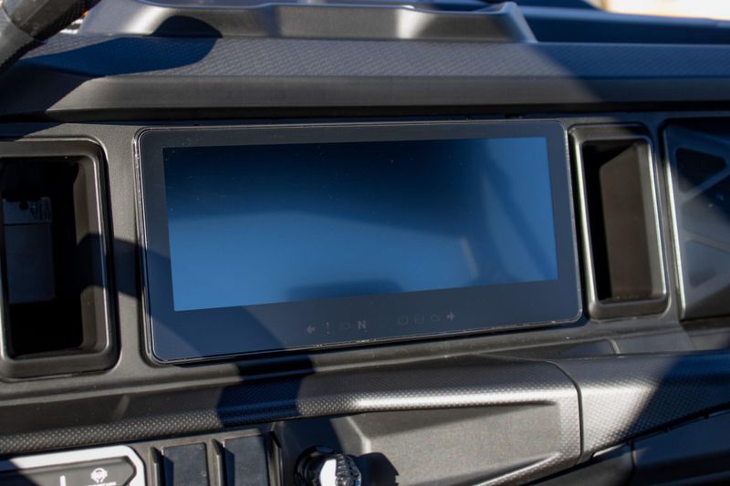 NEW 2026 CAN-AM DEFENDER XT HD11 WITH 1025 INCH TOUCHSCREEN Image 21