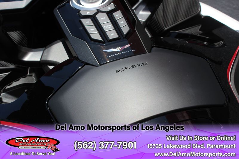 2024 Honda GOLDWING TOUR AIR BAG DCTImage 11