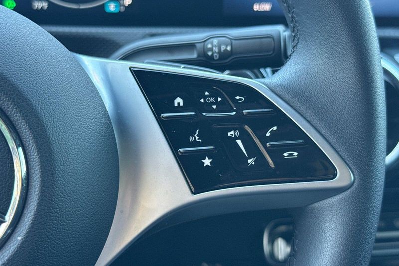 Used 2025 Mercedes-Benz CLA 250Image 27