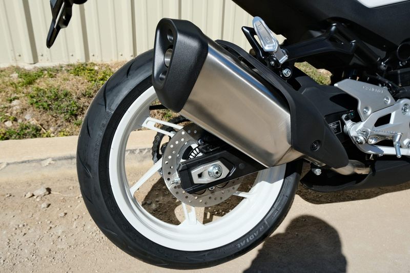 NEW 2026 CFMOTO 450SS Image 6