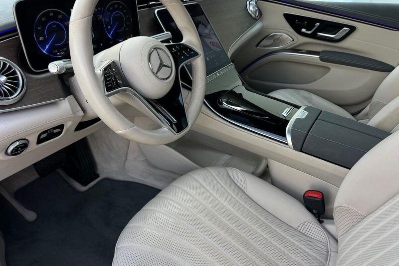 2022 Mercedes-Benz EQS 450Image 10