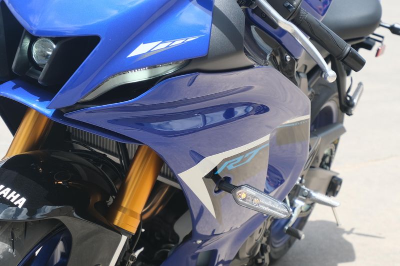2025 Yamaha YZFR7 TEAM BLUE Image 23