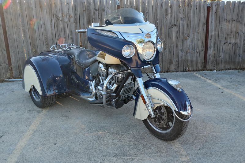 USED 2015 INDIAN MOTORCYCLE CHIEFTAIN Image 1