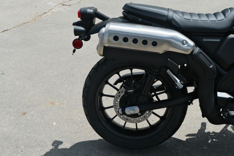 2025 Honda CL500A MATTE BLACK METALLIC Image 10