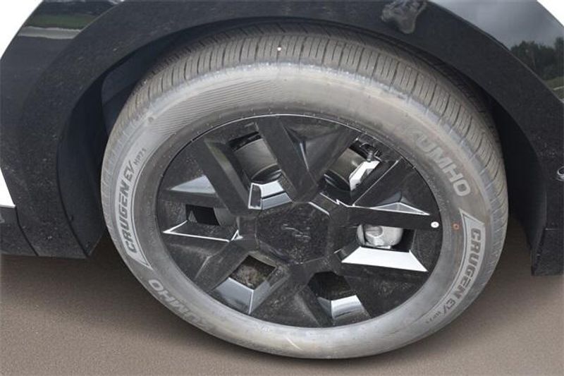 New 2026 Kia EV9 LandImage 11