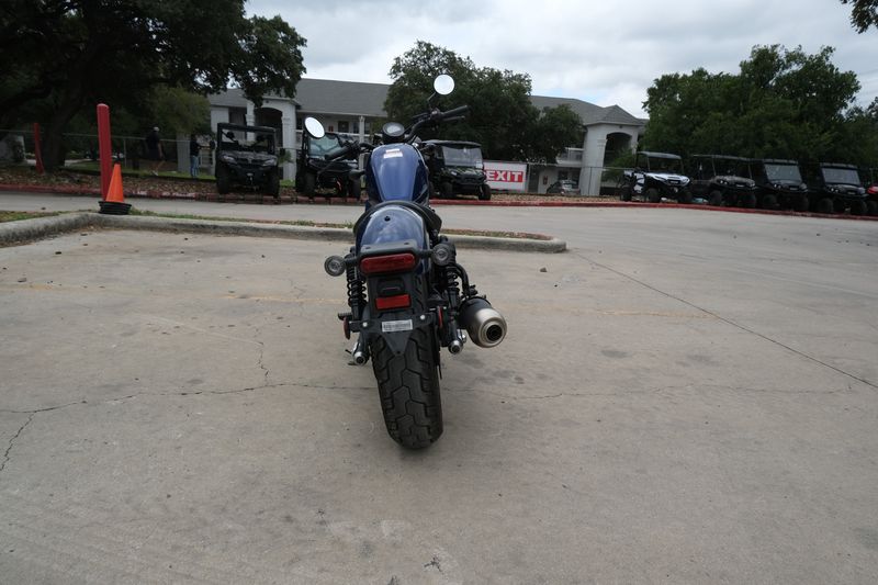 2021 Honda REBEL 300 ABS PEARL BLUEImage 3