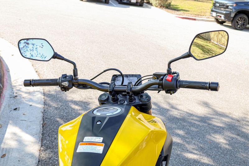 USED 2024 HONDA CB300R ABS Image 2