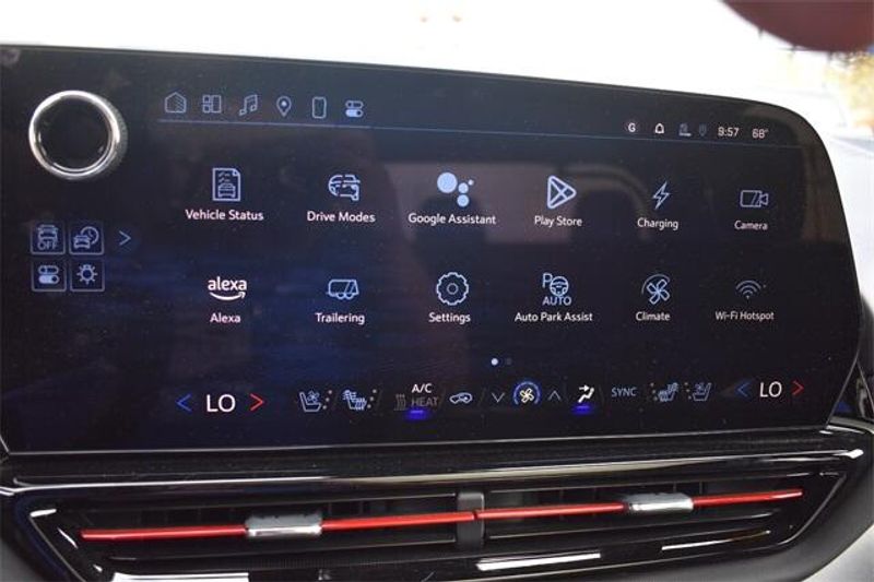 2024 Chevrolet Silverado EV RSTImage 31