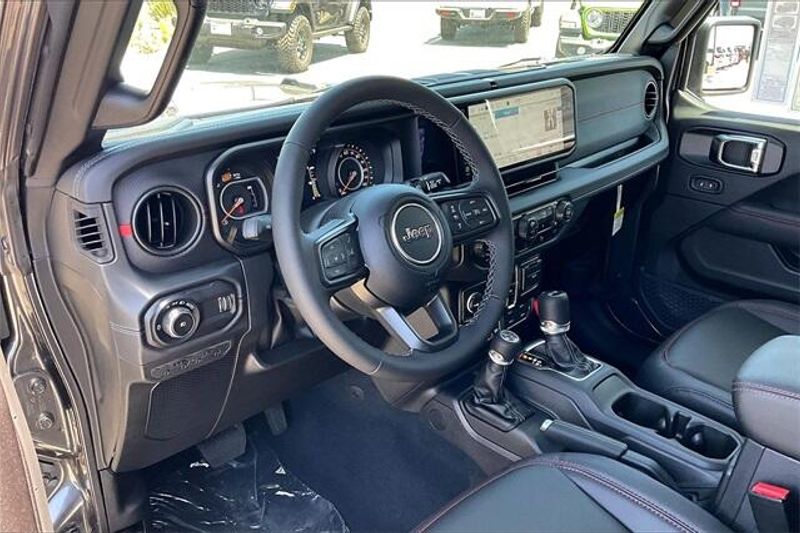 New 2025 Jeep Wrangler 4-door RubiconImage 6