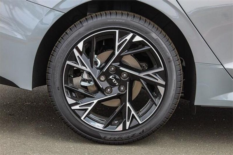 New 2025 Kia K5 GT-LineImage 19