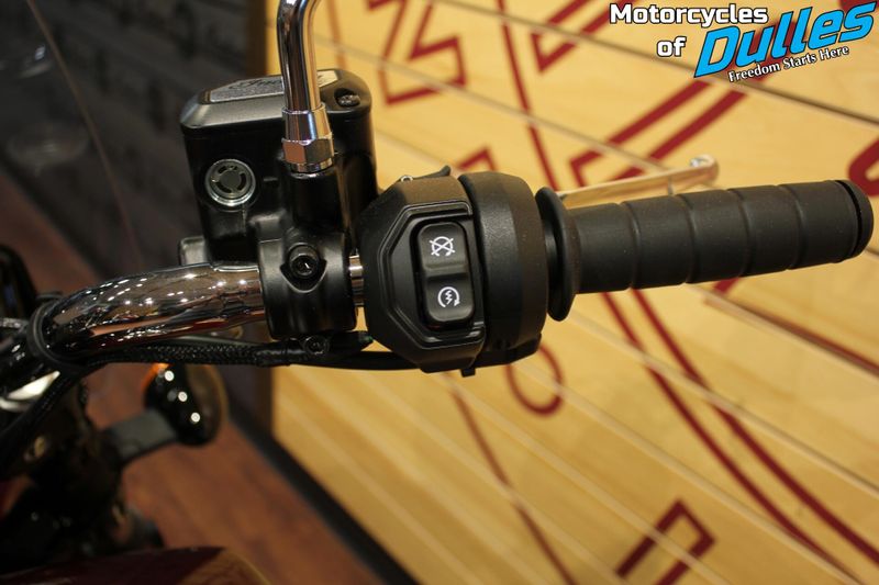 2025 Indian Motorcycle Super Scout Image 11