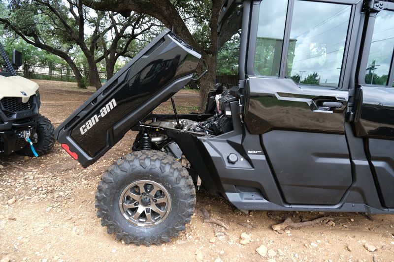 2024 Can-Am DEFENDER MAX LONE STAR CAB HD10 NIGHT BLACKImage 13