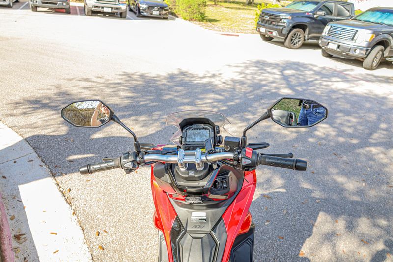 USED 2022 HONDA ADV 150 Image 11