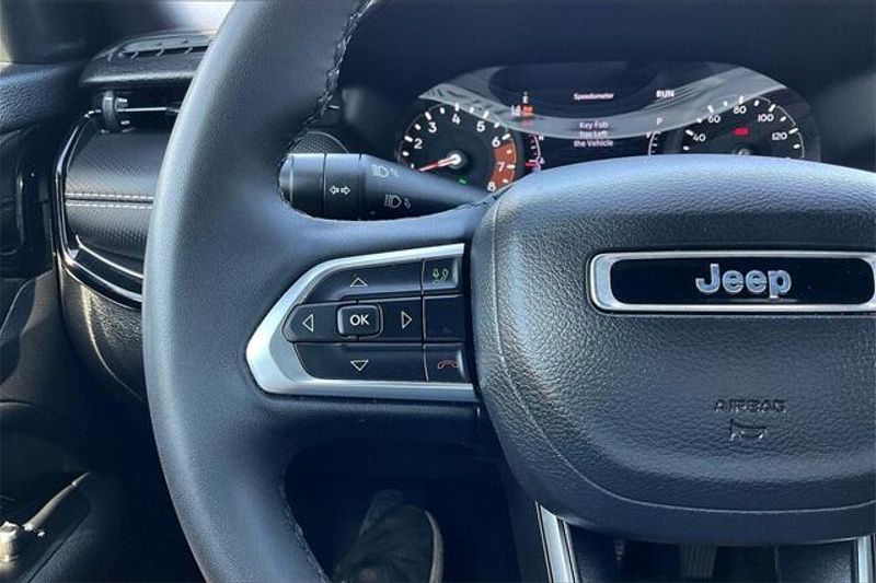 2023 Jeep Compass AltitudeImage 18