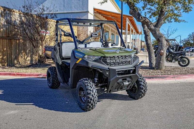 New 2025 Polaris RANGER 1000 EPS SAGE GREEN Image 1