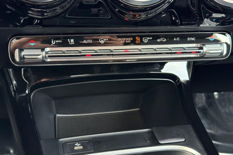 Used 2025 Mercedes-Benz CLA 250Image 22