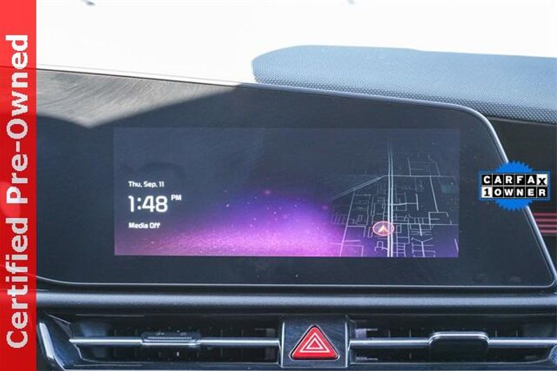 Used 2024 Kia Niro Plug-In Hybrid SXImage 16