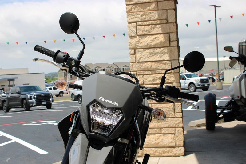 2025 Kawasaki KLX 230SM ABS BATTLE GRAY Image 23