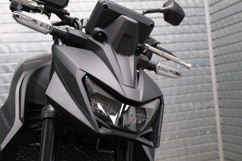 NEW 2025 HONDA CB750 HORNET Image 10