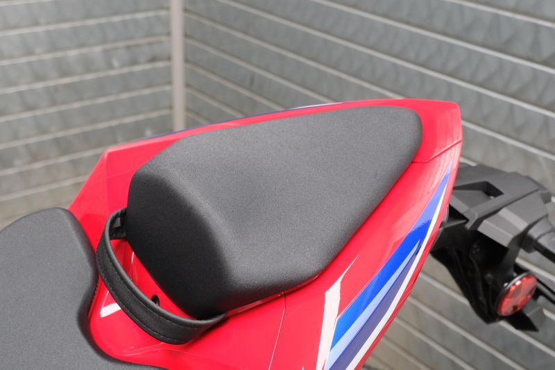 NEW 2026 HONDA CBR1000RRR FIREBLADE SP Image 21