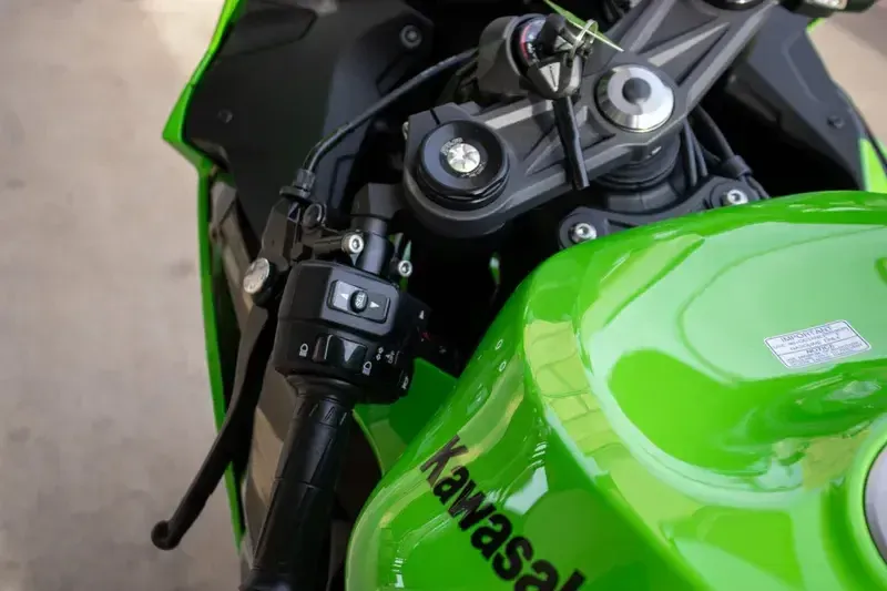 NEW 2026 KAWASAKI NINJA ZX6R ABS Image 16