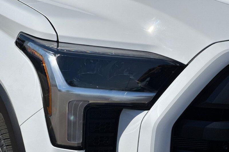 New 2026 Toyota Tundra LimitedImage 28