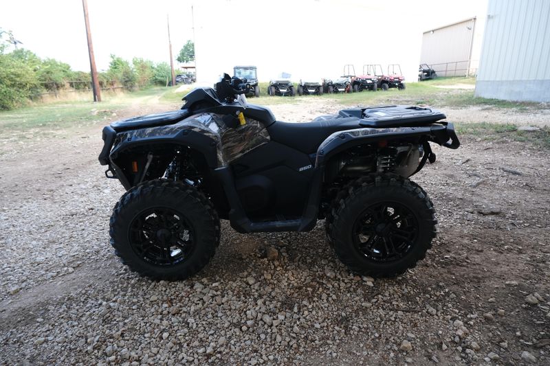 2025 Can-Am ATV OUTL XT 850 CA 25 Image 22