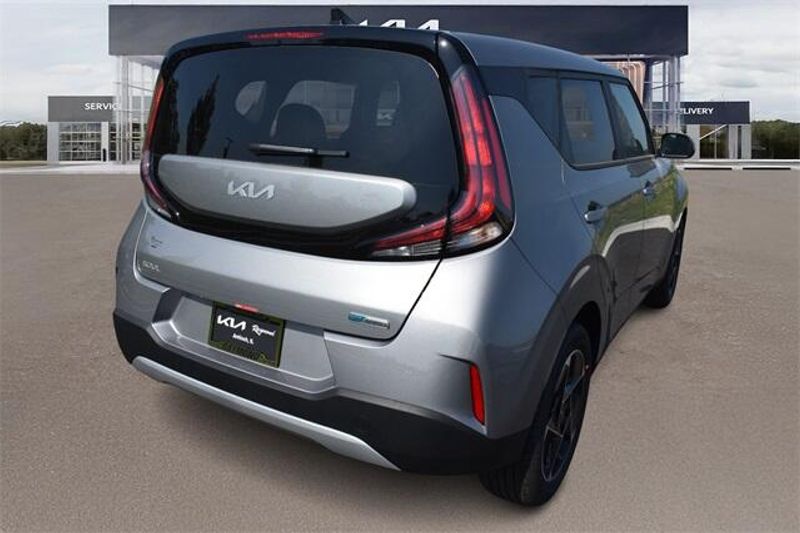 New 2025 Kia Soul EXImage 3
