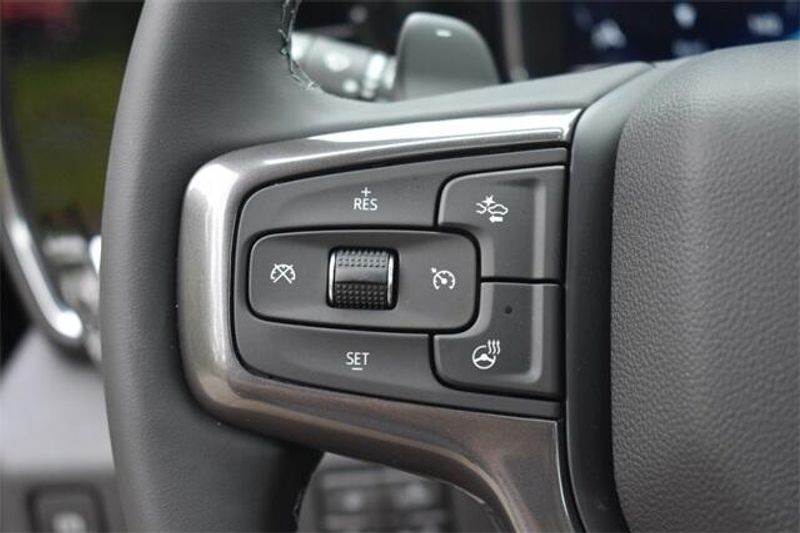 New 2025 Chevrolet Silverado 1500 High CountryImage 31