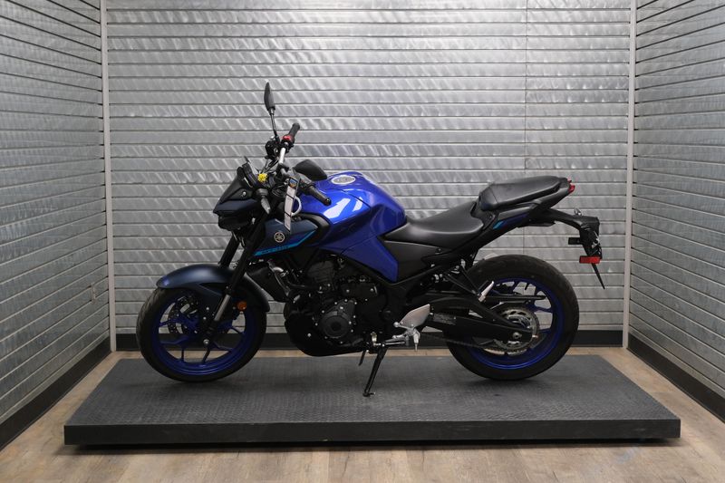 NEW 2025 YAMAHA MT03 Image 6