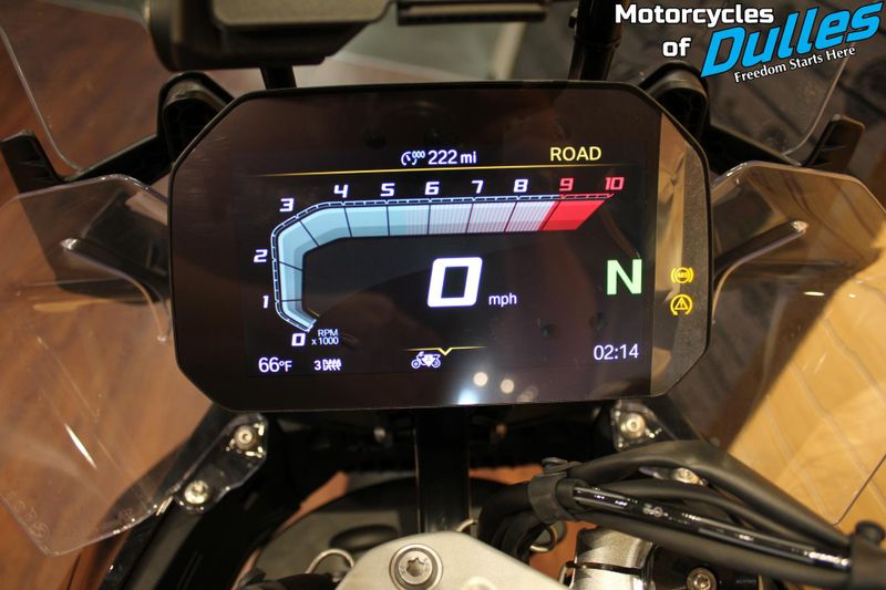 2025 BMW R1300GS ASA Image 12