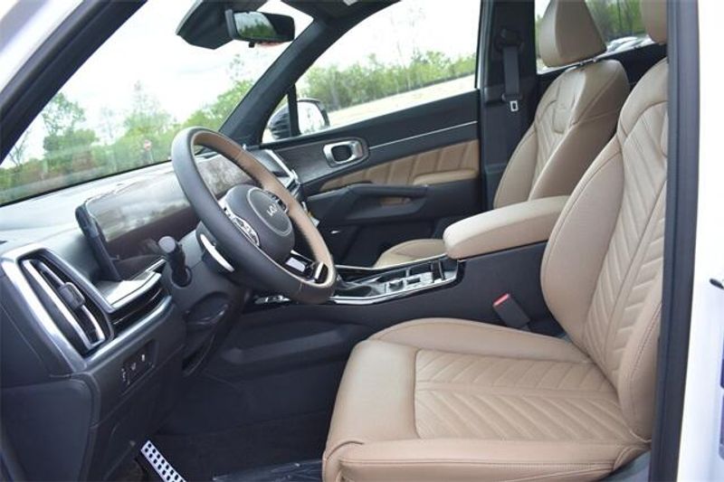 2025 Kia Sorento X-Line SX PrestigeImage 27