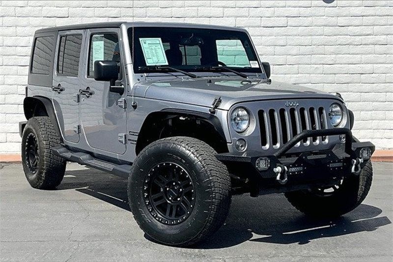 2017 Jeep Wrangler Unlimited SportImage 12