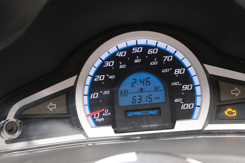USED 2018 HONDA PCX 150 Image 21