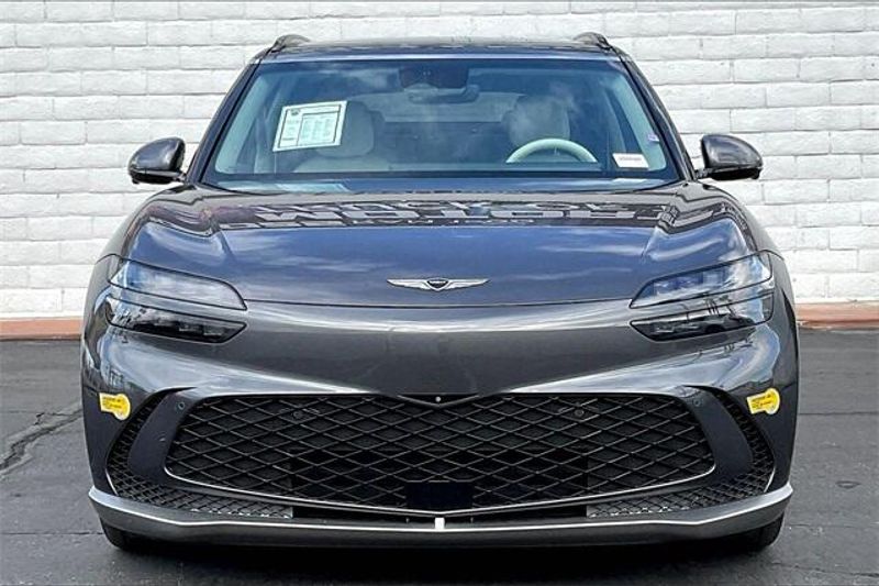 2023 Genesis GV60 Performance photo 2